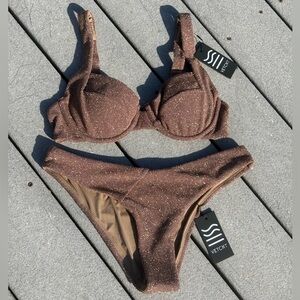 Vetchy Laguna Bikini in Gold